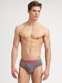 Slim-fit, stretch-cotton briefs are crafted for everyday wear and comfort with contrast piping and logo detail on the elasticized waistband.Elastic logo waistband95% cotton/5% elastaneMachine washImported Slim-fit, stretch-cotton briefs are crafted for everyday wear and comfort with contrast piping and logo detail on the elasticized waistband.Elastic logo waistband95% cotton/5% elastaneMachine washImported