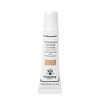 A targeted formula to diminish the intensity of dark circles and reduce puffiness..The eye area regains radiance and appears rested. The eye contour is a delicate area exposed to environmental aggressions. Dark circles and under-eye puffiness are intensified by fatigue, stress and lack of sleep. Sisley's Eye Concealer combines the action of botanical extracts (Gingko Biloba, Bilberry, Horsetail, Licorice) and essential oils to beautify the skin. Used daily it helps to: - visibly diminish puffiness, - significantly reduce the intensity of dark circles, - lighten dark shadows, - conceal skin imperfections and even out the skin - smooth fine lines by an optic effect. The eye area appears rested, signs of tiredness are concealed. A targeted formula to diminish the intensity of dark circles and reduce puffiness..The eye area regains radiance and appears rested. The eye contour is a delicate area exposed to environmental aggressions. Dark circles and under-eye puffiness are intensified by fatigue, stress and lack of sleep. Sisley's Eye Concealer combines the action of botanical extracts (Gingko Biloba, Bilberry, Horsetail, Licorice) and essential oils to beautify the skin. Used daily it helps to: - visibly diminish puffiness, - significantly reduce the intensity of dark circles, - lighten dark shadows, - conceal skin imperfections and even out the skin - smooth fine lines by an optic effect. The eye area appears rested, signs of tiredness are concealed.