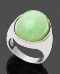 Smooth out your look in this fluid style. Ring highlights an oval-shaped jade stone (10 mm x 14 mm) set in polished sterling silver. Size 7. Smooth out your look in this fluid style. Ring highlights an oval-shaped jade stone (10 mm x 14 mm) set in polished sterling silver. Size 7.