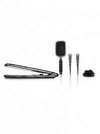 Wrapped in stunning lace exclusively for this set, the SinglePass straightens, waves or curls in one smooth pass while adding incredible texture and endless shine. Set includes: Flat iron, lace flower hair clip, beak clips and paddle brush.