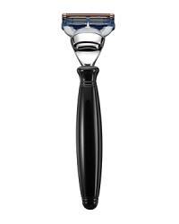The Art of Shaving Black & Nickel-Plated Fusion™ Razor is expertly designed and handcrafted for maximum performance and space efficiency. The black acrylic handle can be used with Fusion™ blades by Gillette®. The Art of Shaving Black & Nickel-Plated Fusion™ Razor is expertly designed and handcrafted for maximum performance and space efficiency. The black acrylic handle can be used with Fusion™ blades by Gillette®.