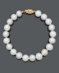 A timeless piece that makes the perfect gift. Bracelet features a simple strand of cultured freshwater pearls (9-10 mm) with a 14k gold clasp. Approximate length: 8 inches. A timeless piece that makes the perfect gift. Bracelet features a simple strand of cultured freshwater pearls (9-10 mm) with a 14k gold clasp. Approximate length: 8 inches.