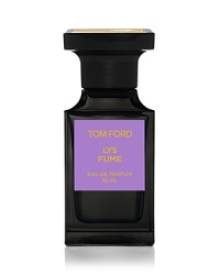Lush. Intoxicating. Luxurious.Lys Fume captures the decadence of tropical intoxication, as liquor-soaked dreams float in a garden of pure white lilies. Lush. Intoxicating. Luxurious.Lys Fume captures the decadence of tropical intoxication, as liquor-soaked dreams float in a garden of pure white lilies.