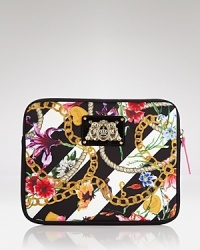 All hands on tech! Instantly update your gadget with this Juicy Couture iPad case, crafted of durable neoprene.