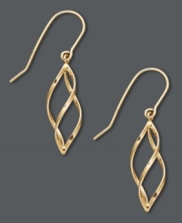 You've got the golden touch. Simple swirls of 14k gold make the perfect face framers. Approximate drop: 1-1/4 inches.