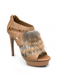 THE LOOKPeep-toeCaged design with woven strips & cutout leather panelsFox fur embellishment on topBack zipperPadded insoleTHE FITSelf-covered heel 4½ (115mm)Island platform, 1 (25mm)Compares to a 3½ heel (90mm)THE MATERIALFox furLeather upperLeather lining and soleORIGINImported THE LOOKPeep-toeCaged design with woven strips & cutout leather panelsFox fur embellishment on topBack zipperPadded insoleTHE FITSelf-covered heel 4½ (115mm)Island platform, 1 (25mm)Compares to a 3½ heel (90mm)THE MATERIALFox furLeather upperLeather lining and soleORIGINImported
