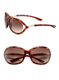 Rectangular frames in light-weight plastic with chic, semi-floating lens. Available in dark havana with brown gradient lens,. Metal accented temples100% UV protectionMade in Italy Rectangular frames in light-weight plastic with chic, semi-floating lens. Available in dark havana with brown gradient lens,. Metal accented temples100% UV protectionMade in Italy