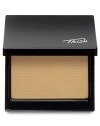 A revolutionary pressed mineral powder, Trish's Mineral Powder SPF 15 combines the power of powder, buildable coverage and sun protection all-in-one. Its natural ingredients care for your skin and are ideal for even the most sensitive skin types as the silky, weightless formula soothes skin and effectively neutralizes redness. 