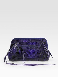 A bold style in python print leather with a secure zip closure .Top zip closureOne outside zip pocketOne inside zip pocketCotton lining10¾W X 6½H X 2DImported A bold style in python print leather with a secure zip closure .Top zip closureOne outside zip pocketOne inside zip pocketCotton lining10¾W X 6½H X 2DImported