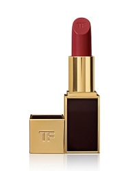 To Tom Ford, there is no more dramatic accessory than a perfect lip. It is the focus of the face and it has the power to define a woman's whole look. Each lip color is Tom Ford's modern ideal of an essential makeup shade. Rare and exotic ingredients including soja seed extract, Brazilian murumuru butter and chamomilla flower oil create an ultracreamy texture with an incredibly smooth application. Specially treated color pigments are blended to deliver pure color with just the right balance of luminosity. To Tom Ford, there is no more dramatic accessory than a perfect lip. It is the focus of the face and it has the power to define a woman's whole look. Each lip color is Tom Ford's modern ideal of an essential makeup shade. Rare and exotic ingredients including soja seed extract, Brazilian murumuru butter and chamomilla flower oil create an ultracreamy texture with an incredibly smooth application. Specially treated color pigments are blended to deliver pure color with just the right balance of luminosity.