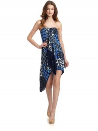 THE LOOKSweetheart necklineAllover patchwork print with asymmetrical overlaysFringe detail drapes from front necklineBoning at bodiceAsymmetrical hemConcealed center back zipper with hook-and-eye closureOptional bra straps includedTHE FITAbout 30 from natural waist to longest point of hemTHE MATERIALSilkFully linedCARE & ORIGINDry cleanImportedModel shown is 5'10 (177cm) wearing US size 4. THE LOOKSweetheart necklineAllover patchwork print with asymmetrical overlaysFringe detail drapes from front necklineBoning at bodiceAsymmetrical hemConcealed center back zipper with hook-and-eye closureOptional bra straps includedTHE FITAbout 30 from natural waist to longest point of hemTHE MATERIALSilkFully linedCARE & ORIGINDry cleanImportedModel shown is 5'10 (177cm) wearing US size 4.