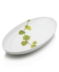 Forever spring. Bright new leaves plucked just for your table drape this oval vegetable bowl for a fresh, modern look. From Mikasa dinnerware, the dishes of this Daylight set are durable and stylish in white porcelain with a uniquely sloped rim and raised interior. Forever spring. Bright new leaves plucked just for your table drape this oval vegetable bowl for a fresh, modern look. From Mikasa dinnerware, the dishes of this Daylight set are durable and stylish in white porcelain with a uniquely sloped rim and raised interior.