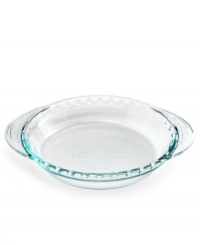 You have beautiful pies. This Pyrex pie plate bakes consistently great food, ensuring a crisp, golden-brown crust and perfectly prepared fillings every time. Two-year limited warranty. You have beautiful pies. This Pyrex pie plate bakes consistently great food, ensuring a crisp, golden-brown crust and perfectly prepared fillings every time. Two-year limited warranty.