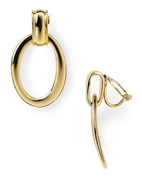 Gleaming gold proves wholly classic on this pair of hoop earrings from Lauren Ralph Lauren, featuring equestrian-inspired detailing. Gleaming gold proves wholly classic on this pair of hoop earrings from Lauren Ralph Lauren, featuring equestrian-inspired detailing.