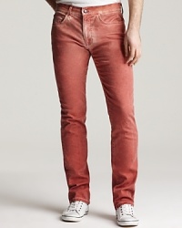 The Brixton is a skinny, straight leg fit with a narrow leg opening. Back pockets feature Joe's Jeans signature stitched arc and leather logo patch. The Brixton is a skinny, straight leg fit with a narrow leg opening. Back pockets feature Joe's Jeans signature stitched arc and leather logo patch.