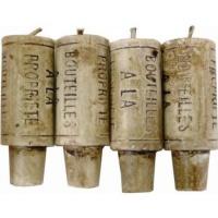 Wine Cork Candles - Gift Set of 4 (Fits any Wine Bottle) - Perfect Novelty Gift Item Wine Cork Candles - Gift Set of 4 (Fits any Wine Bottle) - Perfect Novelty Gift Item