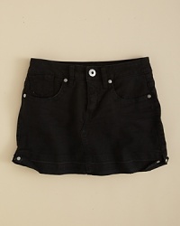 The Beverly skort presents the class short/skirt hybrid in classic jean style and a rich, deep rinse. The Beverly skort presents the class short/skirt hybrid in classic jean style and a rich, deep rinse.