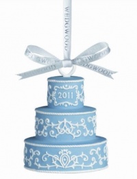 Wedgwood Annual 2011 Our 1st Christmas Cake Ornament Wedgwood Annual 2011 Our 1st Christmas Cake Ornament