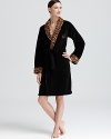 Lend a whole lot of warmth to your at-home look with Lauren Ralph Lauren's leopard-accented terry robe.