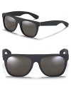Be the center of attention in these flat top wayfarers from Super.