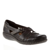 Clarks Women's Sixty Sonoma Slip-On Loafer,Black Leather,8.5 W US Clarks Women's Sixty Sonoma Slip-On Loafer,Black Leather,8.5 W US