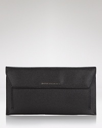 Ensure a smooth trip with this handsome travel wallet, designed with keen organization pockets inside so you stay on top of your essentials at all times. Ensure a smooth trip with this handsome travel wallet, designed with keen organization pockets inside so you stay on top of your essentials at all times.