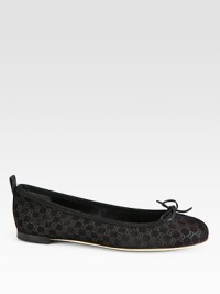 Leather bow and ribbon trim complete these signature GG velvet flats. GG-printed velvet upperLeather lining and solePadded insoleMade in ItalyOUR FIT MODEL RECOMMENDS ordering true size. Leather bow and ribbon trim complete these signature GG velvet flats. GG-printed velvet upperLeather lining and solePadded insoleMade in ItalyOUR FIT MODEL RECOMMENDS ordering true size.
