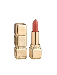 The lipstick you love now contains plenty of sparkle. The pink, rose and beige shade bring subtle color to the lips, but the infusion of tiny gold particles to both the formula and to the festive case add a special touch. 