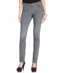 Give your look a luxe lift with these petite printed skinny jeans from Style&co. Jeans, featuring a feather-inspired motif. Give your look a luxe lift with these petite printed skinny jeans from Style&co. Jeans, featuring a feather-inspired motif.