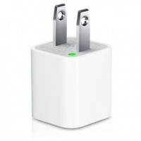 USB AC Power Adapter, White USB AC Power Adapter, White