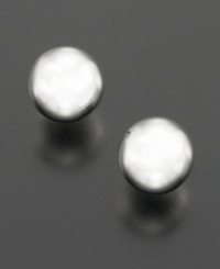 Enjoy the classic luxury of Lauren Ralph Lauren with these pretty silvertone ball earrings (8 mm). Enjoy the classic luxury of Lauren Ralph Lauren with these pretty silvertone ball earrings (8 mm).