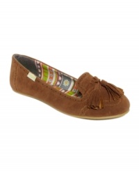 Sugar's Krunch flats have a smooth suede upper and tassels that adorn the toe for a comfy look that looks so cute.