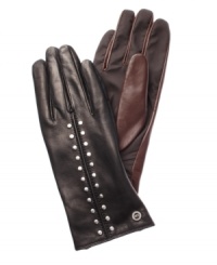 Timeless elegance and trend-setting accents combine on MICHAEL Michael Kors' leather Astor gloves. Timeless elegance and trend-setting accents combine on MICHAEL Michael Kors' leather Astor gloves.