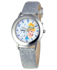 Don't be late or you'll turn into a pumpkin! Featuring iconic Disney character, Cinderella, this glittering watch flaunts a glitzy design. Don't be late or you'll turn into a pumpkin! Featuring iconic Disney character, Cinderella, this glittering watch flaunts a glitzy design.
