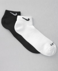 For a smooth, athletic fit with added moisture control, stock up with this convenient six pack of sporty low socks from Nike. For a smooth, athletic fit with added moisture control, stock up with this convenient six pack of sporty low socks from Nike.