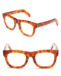 Infuse your look with laid-back style in Super's prescription-able wayfarer glasses. Infuse your look with laid-back style in Super's prescription-able wayfarer glasses.