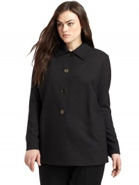 THE LOOKShirt collarFront button closure Long sleeves Topstitching and Princess seam detailsFront seam pocketsTHE FITAbout 30 from shoulder to hemTHE MATERIAL97% wool/3% elastaneFully linedCARE & ORIGINDry cleanMade in Italy THE LOOKShirt collarFront button closure Long sleeves Topstitching and Princess seam detailsFront seam pocketsTHE FITAbout 30 from shoulder to hemTHE MATERIAL97% wool/3% elastaneFully linedCARE & ORIGINDry cleanMade in Italy