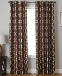 Presenting a distinguished geometric pattern, the Element Circle window panel offers a sophisticated, Modern design that's perfect for adding extra dimension to any room. Offered in an array of tonal pairings to complement your room's palette. Presenting a distinguished geometric pattern, the Element Circle window panel offers a sophisticated, Modern design that's perfect for adding extra dimension to any room. Offered in an array of tonal pairings to complement your room's palette.
