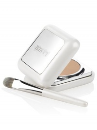 This treatment cream concealer instantly evens the skin's appearance while adding radiance. Gemstones capture light energy to camouflage dark circles and blemishes, optically erasing imperfections to create a smooth, even finish. Precious marine and plant extracts help reduce the appearance of undereye puffiness, lines and wrinkles and minimize pores. Redness and discoloration are diminished as skin is continuously calmed and soothed. Fine layers provide buildable coverage. This treatment cream concealer instantly evens the skin's appearance while adding radiance. Gemstones capture light energy to camouflage dark circles and blemishes, optically erasing imperfections to create a smooth, even finish. Precious marine and plant extracts help reduce the appearance of undereye puffiness, lines and wrinkles and minimize pores. Redness and discoloration are diminished as skin is continuously calmed and soothed. Fine layers provide buildable coverage.