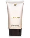 Tom Ford believes a truly beautiful face begins with energized, radiant skin. This water-activated foaming gel cleanser uses the exclusive Tom Ford Purifying Complex to naturally clean and detoxify skin of makeup and dulling and damaging impurities, including environmental toxins. The result is a luminous face that is noticeably soft and energized.