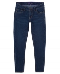 A pair of leggings from Levi's looks great with a tee or a sweater for the season to complete her cool look. A pair of leggings from Levi's looks great with a tee or a sweater for the season to complete her cool look.