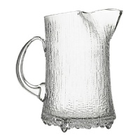 Each piece of Tapio Wirkkala's Ultima Thule barware collection features a sophisticated, intriguing pattern that evolved organically during production as the glass burned the surface of the wooden molds. Though the Ultima Thule collection contributed to Iittala's international breakthrough in the 1960s, it continues to look as modern today as it did then. Each piece of Tapio Wirkkala's Ultima Thule barware collection features a sophisticated, intriguing pattern that evolved organically during production as the glass burned the surface of the wooden molds. Though the Ultima Thule collection contributed to Iittala's international breakthrough in the 1960s, it continues to look as modern today as it did then.