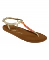 From spring to fall, the Flamingo flat sandals from Roxy capture the relaxed feel of the seasons.