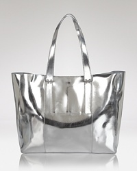 The all-day everyday bag: this Pour La Victoire tote is just about the easiest way to update the essentials, crafted of metallic leather - so simple it shines. The all-day everyday bag: this Pour La Victoire tote is just about the easiest way to update the essentials, crafted of metallic leather - so simple it shines.