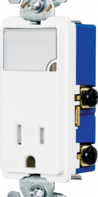 Cooper Wiring Devices TR7735W-BOX 3-Wire Receptacle Combo Nightlight with Tamper Resistant 2-Pole, White Cooper Wiring Devices TR7735W-BOX 3-Wire Receptacle Combo Nightlight with Tamper Resistant 2-Pole, White
