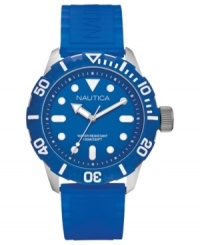 Take on the weekend with this sporty and durable silicone watch from Nautica. Take on the weekend with this sporty and durable silicone watch from Nautica.