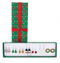 Avon Christmas Holiday Earrings Gift Set - 7 pairs in gift box