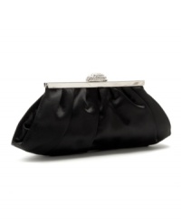 From homecomings to elegant dinner parties, La Regale Satin Body Frame clutch makes the perfect finish touch. From homecomings to elegant dinner parties, La Regale Satin Body Frame clutch makes the perfect finish touch.