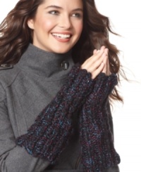 Ward off winter blues with these cozy and cheerful arm warmers by Steve Madden. Metallic threading glimmers within the ultra-chunky knit. Ward off winter blues with these cozy and cheerful arm warmers by Steve Madden. Metallic threading glimmers within the ultra-chunky knit.