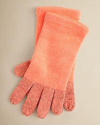 Echo Touch gloves are engineered specifically with the new wave of technology in mind. Knit into the index finger and thumb of each glove, the eLink fabric interacts with touch screen devices, making them compatible with the iPod, iPhone, iPad and other touch-sensitive digital devices. Echo Touch gloves are engineered specifically with the new wave of technology in mind. Knit into the index finger and thumb of each glove, the eLink fabric interacts with touch screen devices, making them compatible with the iPod, iPhone, iPad and other touch-sensitive digital devices.